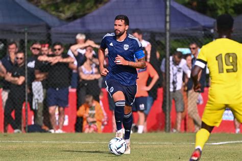 Les Girondins De Bordeaux Prolongent Leur Capitaine France