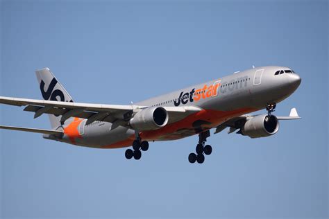 Jetstar A330 200 VH EBE Jetstar Airbus A330 200 VH EBE Lan Flickr