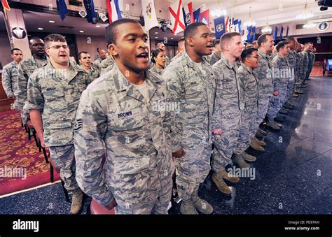 Staff Nco Club Hi Res Stock Photography And Images Alamy