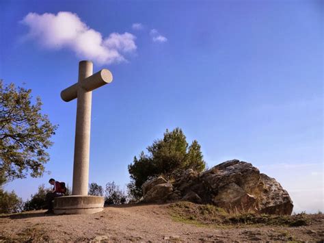 De Baixador De Vallvidrera A Molins De Rei Por El Puig D Olorda Serra