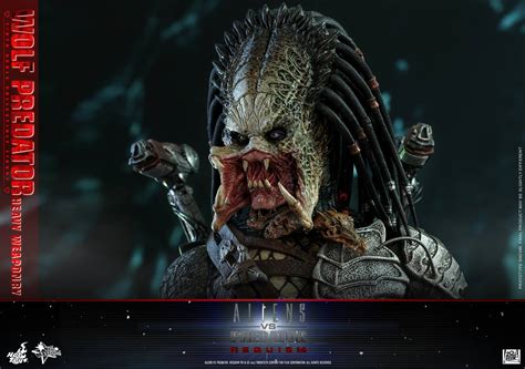 Hot Toys Wolf Predator Heavy Weaponry AVP 2