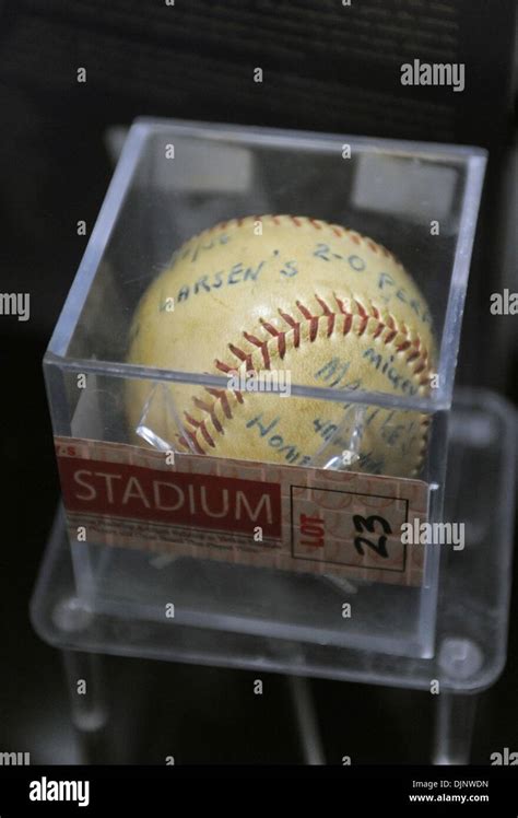 Mickey mantle world series hi-res stock photography and images - Alamy