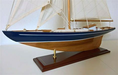 Segelyacht Segelschiff Holzmodell Boot Cm Hoch W Hlen Zwischen