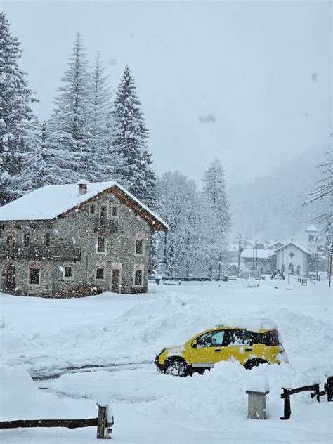 Tanta Neve Il Piemonte Si Veste Di Bianco Candidi Paesaggi Dal