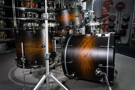 Yamaha Live Custom Kit Uzu Earth Sunburst Graham Russell Drums