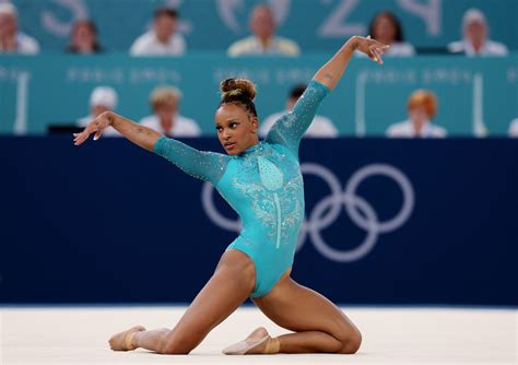 Rebeca Andrade Ganha Medalha De Ouro Ao Som De Beyonc Anitta E Baile