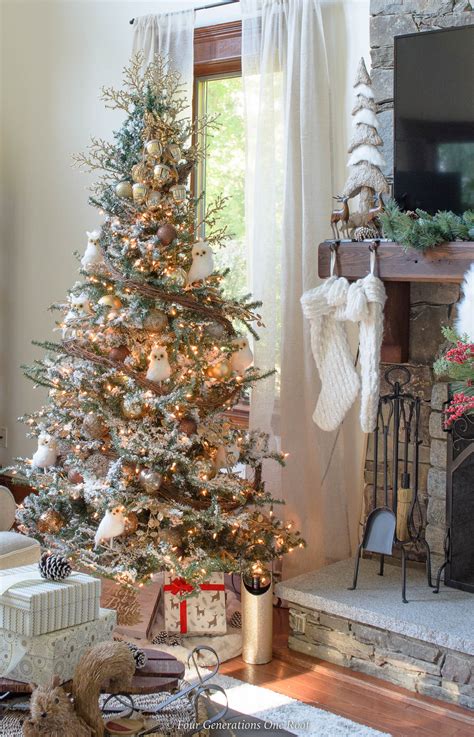 How to decorate a flocked Christmas Tree | Four Generations One