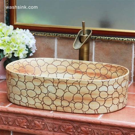 Ryxw Carved Flower Design Bathroom Sanitary Ware China Jingdezhen