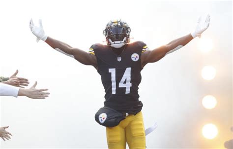 Pittsburgh Steelers QB Kenny Pickett Thinks George Pickens Can Be Top