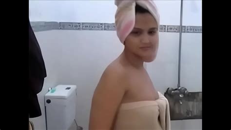 Indian Bhabhi Sonia Passionate Romantic Kissing In Bedroom Before Hot Fuck XNXX