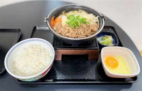 吉野家牛すき丼新登場牛すき鍋膳を丼仕立てに丼のテイクアウト需要を背景に誕生 食品産業新聞社ニュースWEB