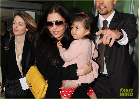 Aishwarya Rai & Daughter Aaradhya Arrive at Cannes!: Photo 2872308 | 2013 Cannes Film Festival ...