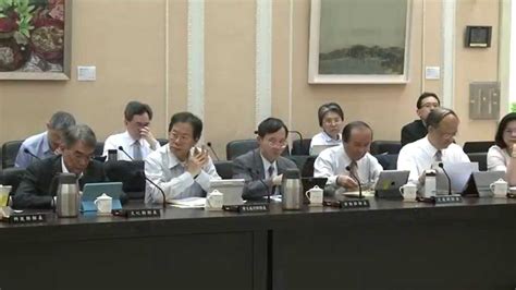 行政院長毛治國聽取「推動中堅企業躍升計畫執行成效」報告後表示 Youtube