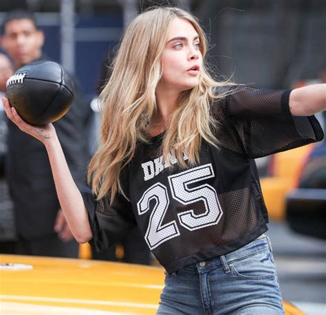 Not Your Average Pe Gear Cara Delevingne Flaunts Model 62640 Hot Sex