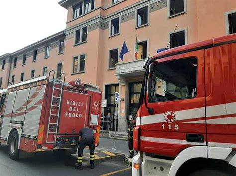 Incendio In Una Casa Di Riposo A Milano Intossicati Ultima Ora