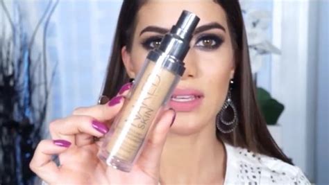 Base Naked Skin Weightless Ultra Definition Liquid Makeup Luxobazar