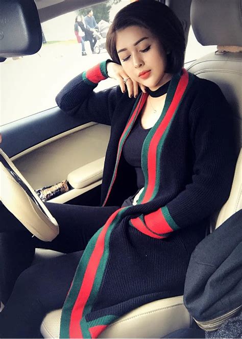 5 cô nàng xưa đình đám vì danh xưng hot girl nay đã là mẹ đơn thân quyến rũ