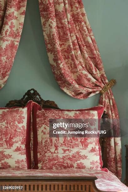 476 Red Toile Stock Photos High Res Pictures And Images Getty Images