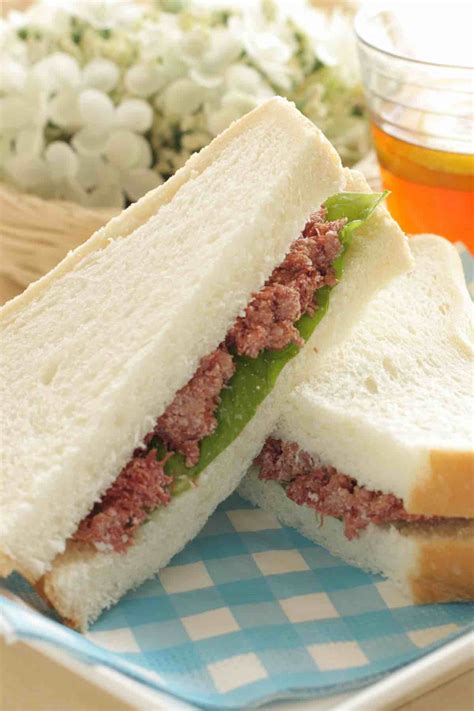 12 Quick And Easy Canned Corned Beef Recipes