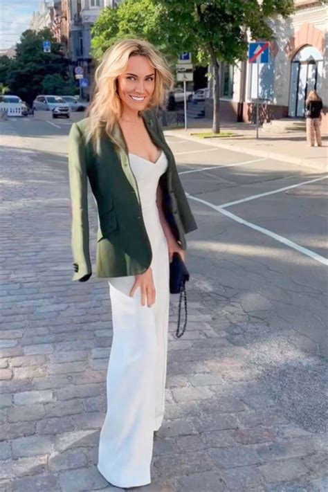 Beautiful Viktoria Y O From Kiev With Blonde Hair Id Ladadate