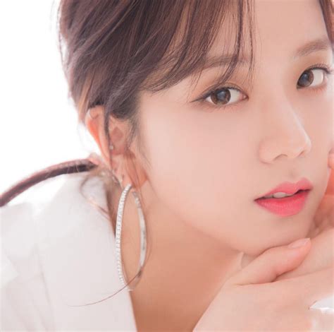 BLACKPINK MEMBERS – CARAT WORLD