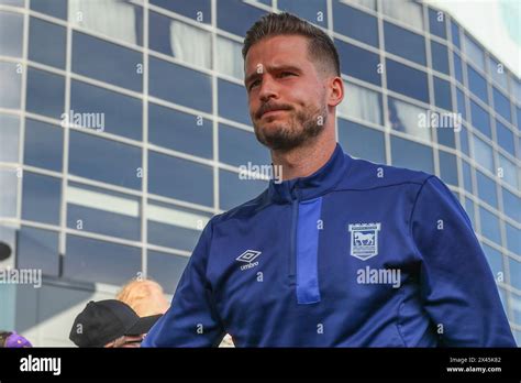 V Clav Hladk Of Ipswich Town Arrives During The Sky Bet Championship