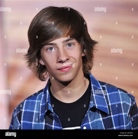 Jimmy Bennett Disneys Tangled Los Angeles Premiere At The El Capitan