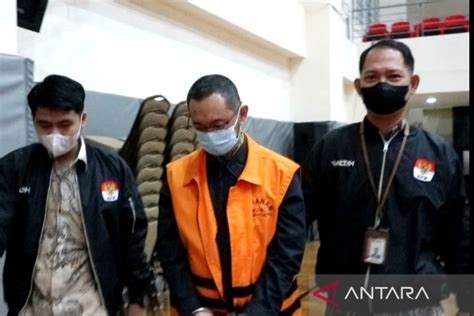 Kpk Sita Barang Bukti Elektronik Usai Geledah Kantor Andhi Pramono Di