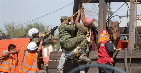 Mineros atrapados Sabinas Coahuila día 28 Negociación de rescate fue