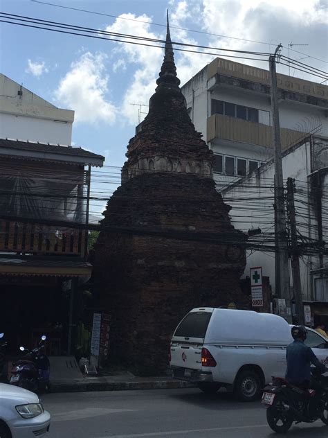 Chiang Mai Tha Phae Gate And Chiang Mei Gate 清迈塔佩门与清迈门 Chiang Mai