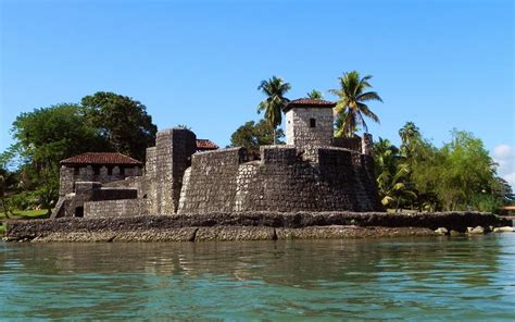 Amazing Place A Spanish Colonial Fort An The Entrance To Lake Iz