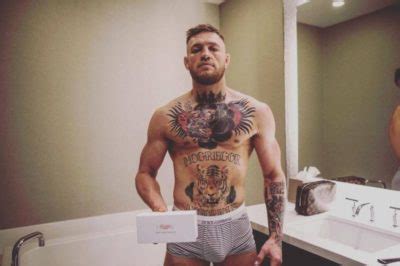 Video Conor McGregor Going The Twodel And Instagram Model Route On