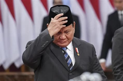 Prabowo Ganti Kulit Saat Dukung Luthfi Yasin Bukan Presiden Tapi