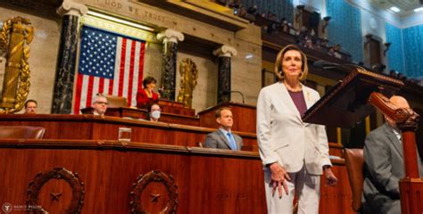 Pelosi anuncia su retirada como líder demócrata en la Cámara Baja