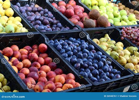 Fresh And Organic Fruits At Farmers Market Stock Image Image 26948761