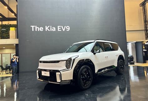 Giias Kia Luncurkan Suv Listrik Kia Ev Gt Line Harga Nyaris