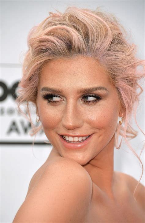 See Kesha's Stunning Beauty Look From the 2014 Billboard Awards From ...