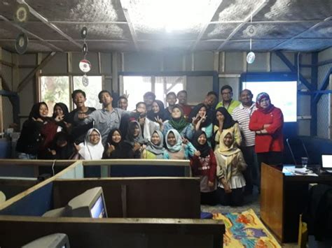 Binus Bangun Desa Pondok Wisata Ramah Lingkungan Community Empowerment