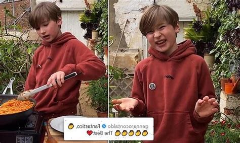 Jamie Oliver Shares A Clip Of His Son Whipping Up A Tuna Pasta I Know