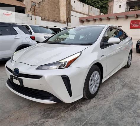 Toyota Prius S 2019 For Sale In Karachi Pakwheels