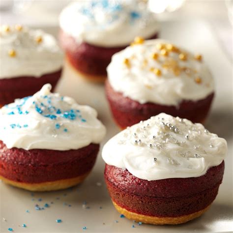 Little Holiday Cakes Recipe: How to Make It