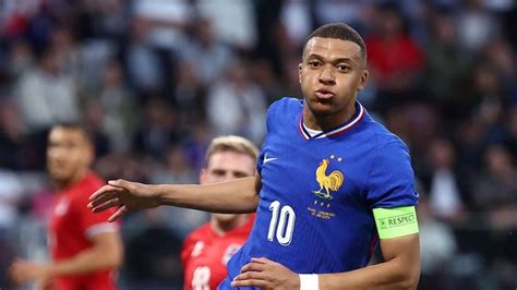 Mbappé invite tout le monde à aller voter et espère quon va faire