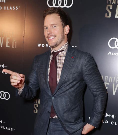 Chris Pratt Has Fun At Tiff The Magnificent Seven Premiere Latf Usa News