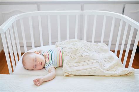 Should Men Sleep In Boxers Or Briefs Or Naked Smart Sleeping Tips