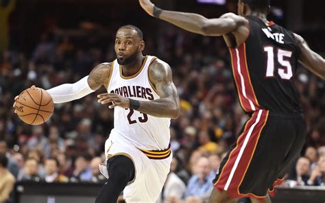 Lebron James Salary From 2003 2020 Career Earnings Photo Gallery