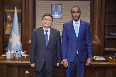 Somali Prime Minister Hamza Abdi Barre Meets With Special