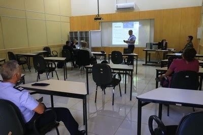 Alunos Do Curso De Altos Estudos Em Defesa Caed Realizam