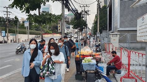 Walking The Bustling Streets Of Asok Area Bangkok Thailand 4K YouTube