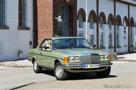 Familienangelegenheit: Mercedes-Benz 280 C von 1977: Seit 4 Jahrzehnten ...