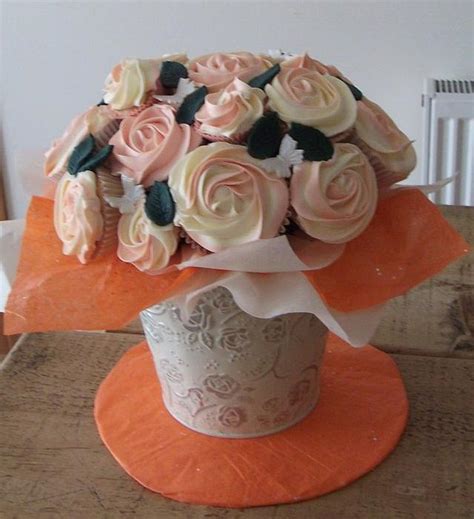 Cupcake Bouquet Decorated Cake By Claire G Cakesdecor